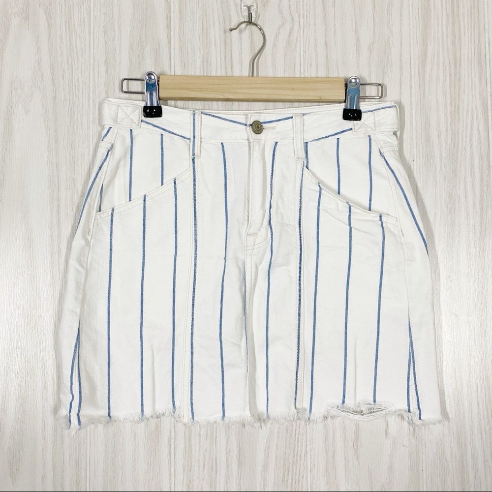 American Eagle | White / Blue Striped Hi Rise A-Line Skirt Size 0